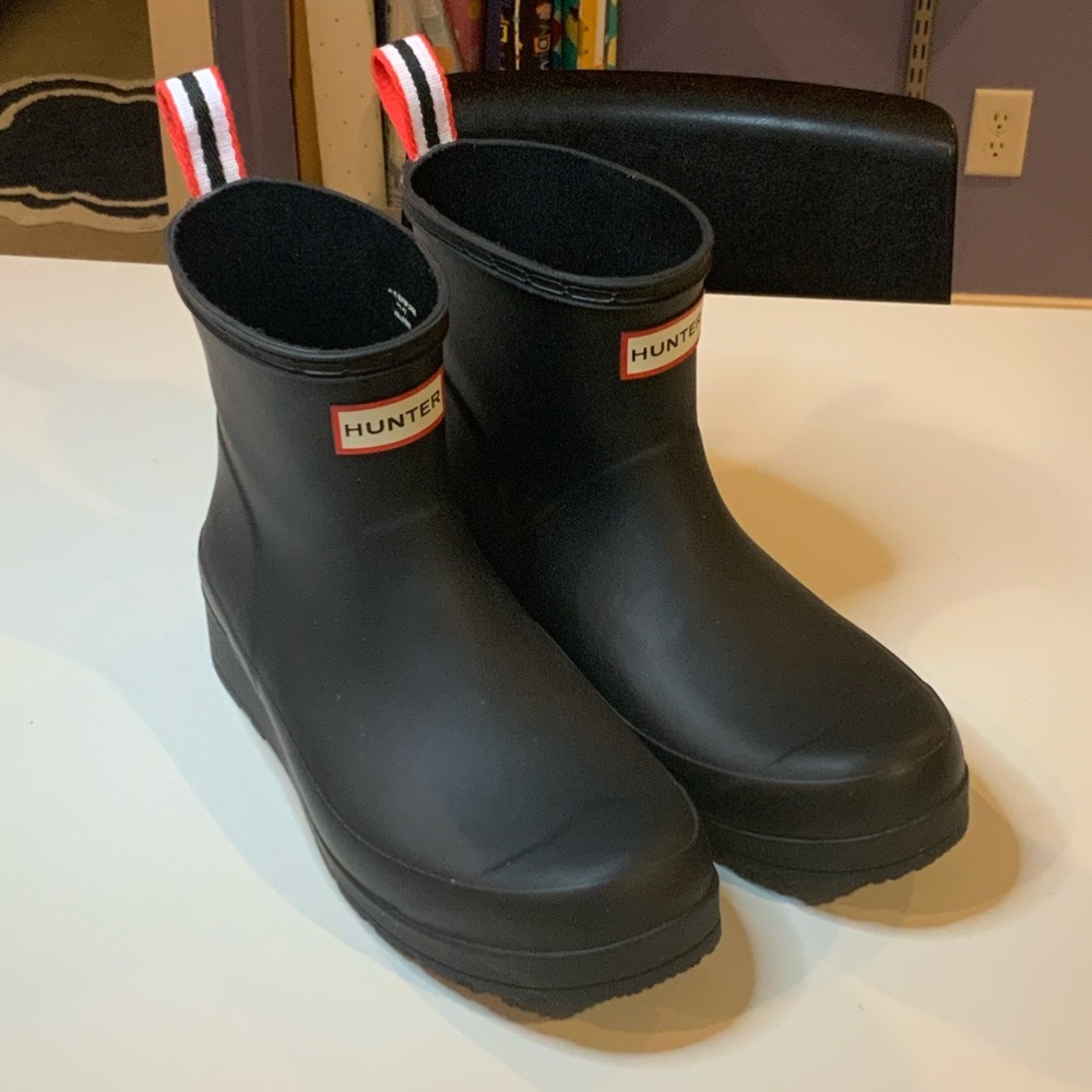 Hunter Women’s PLAY Short Rain Boots, Black, Size 8